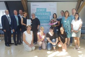 HFH-Botschafterin Beate Haensel und ihr Team von STELLA-Care