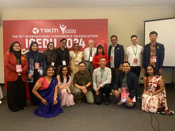 Gruppenbild von Teilnehmenden der International Conference on Education 2024 in Sri Lanka.